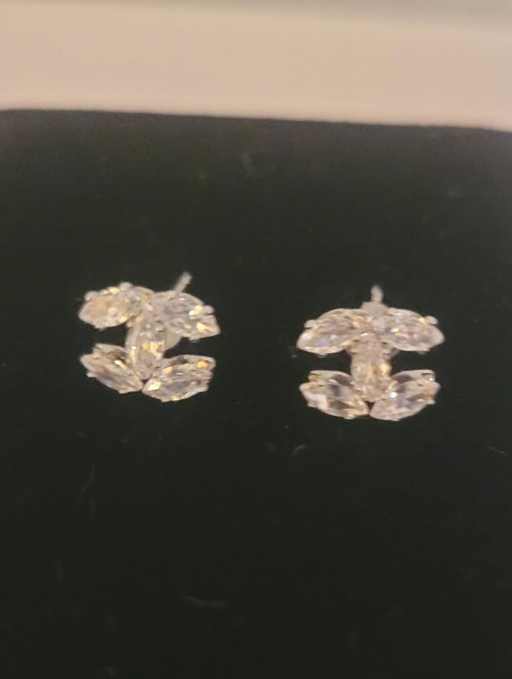 Luxury Jewelry - Picture 8 of 8